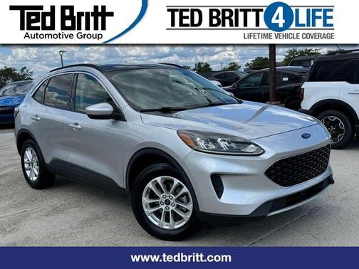2020 Ford Escape SE