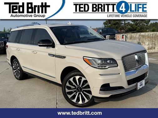 2022 Lincoln Navigator Reserve