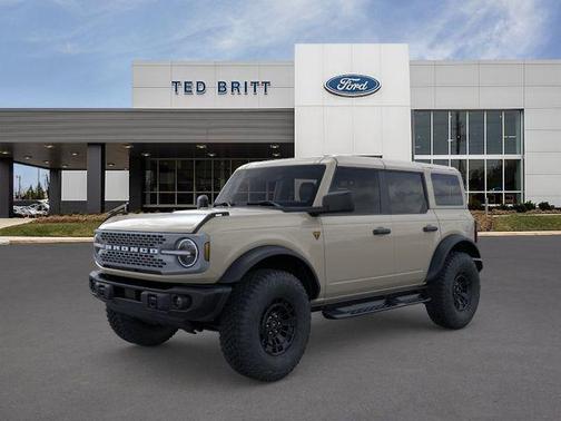 Desert Sand 2026 Ford Bronco Badlands