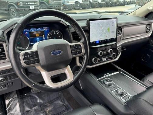 2022 Ford Expedition XLT