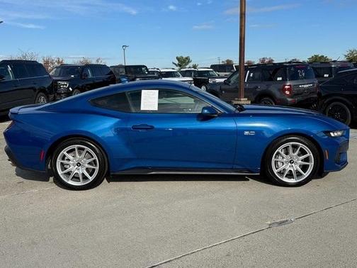 2024 Ford Mustang GT Premium