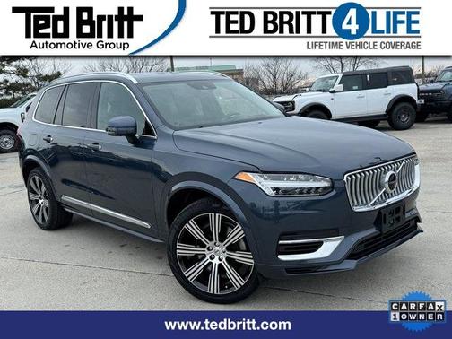 2022 Volvo XC90 Recharge Plug-In Hybrid T8 Inscription 7 Passenger
