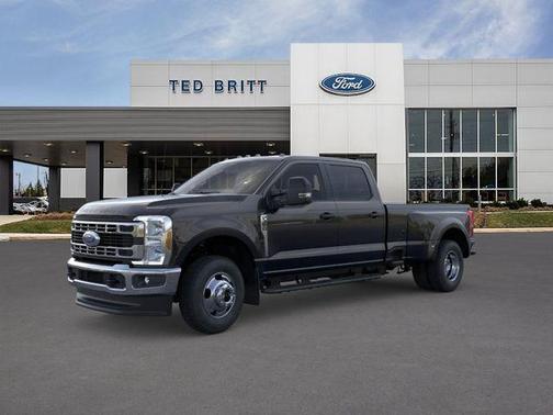 Black Metallic 2026 Ford F-350 XLT