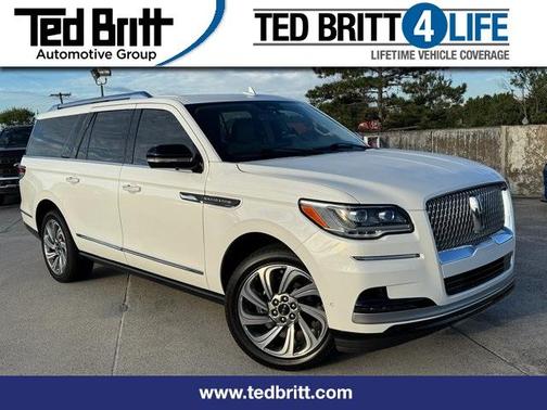 2022 Lincoln Navigator L Reserve