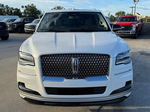 2022 Lincoln Navigator L Reserve