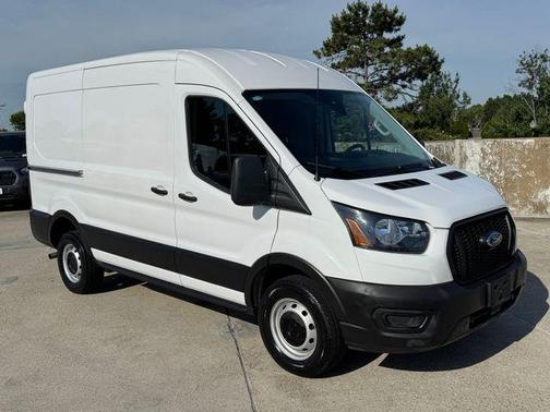 Oxford White 2023 Ford Transit-250 Base