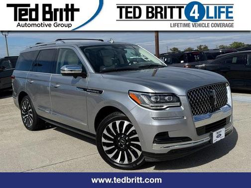 2022 Lincoln Navigator Black Label