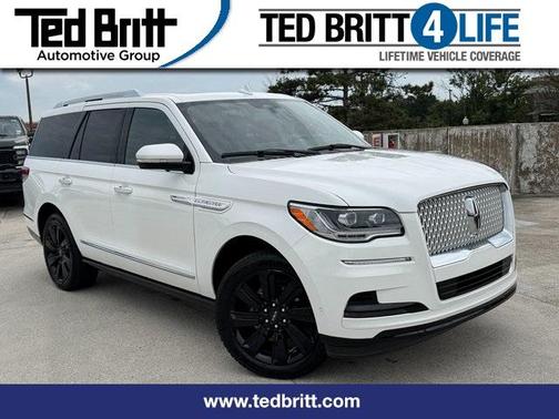 2022 Lincoln Navigator Reserve
