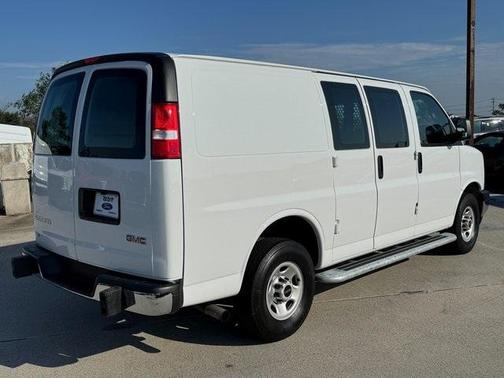 2023 GMC Savana 2500 Work Van