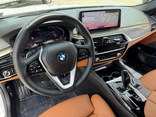 2023 BMW 530 i xDrive