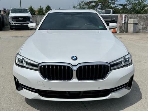 2023 BMW 530 i xDrive