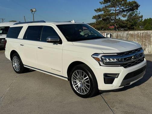 White Metallic 2023 Ford Expedition Max Platinum