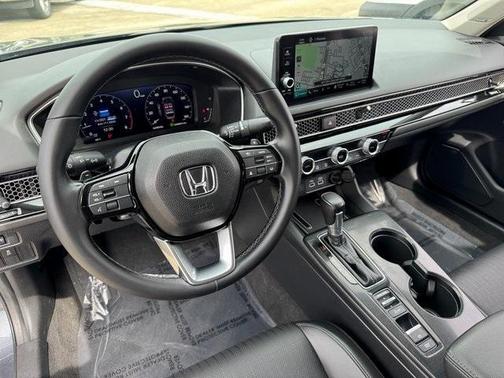 2022 Honda Civic Touring