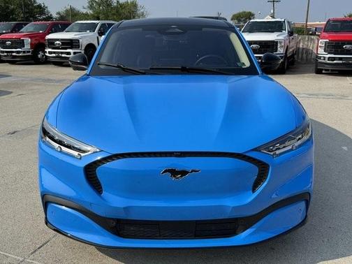 2023 Ford Mustang Mach-E California Route 1