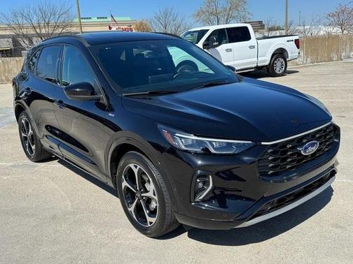 2023 Ford Escape ST-Line Elite