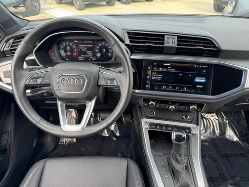 2024 Audi Q3 45 S line Premium