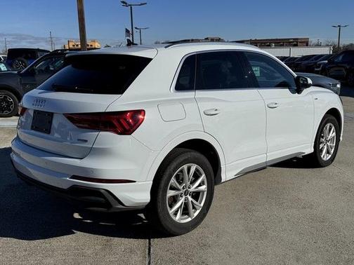 2024 Audi Q3 45 S line Premium