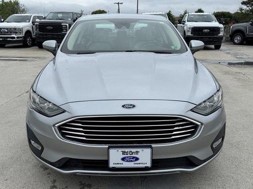 2020 Ford Fusion SE