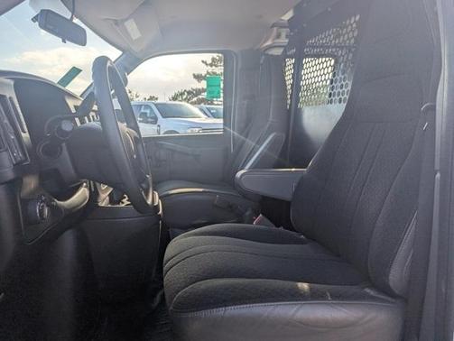 2023 GMC Savana 2500 Work Van