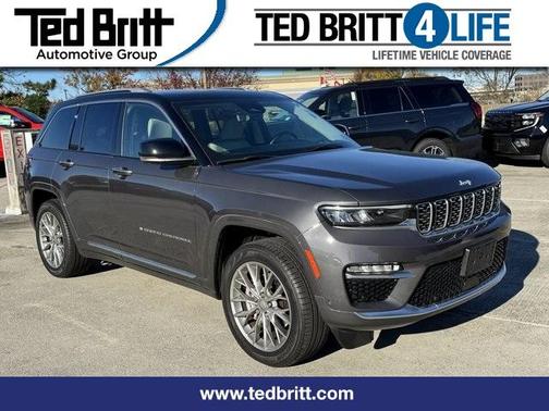 2023 Jeep Grand Cherokee Summit
