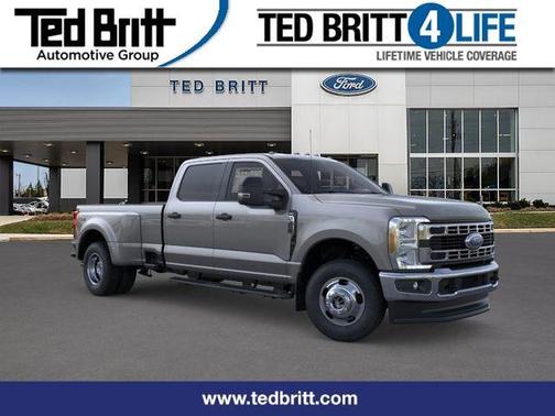 Gray Metallic 2026 Ford F-350 XLT