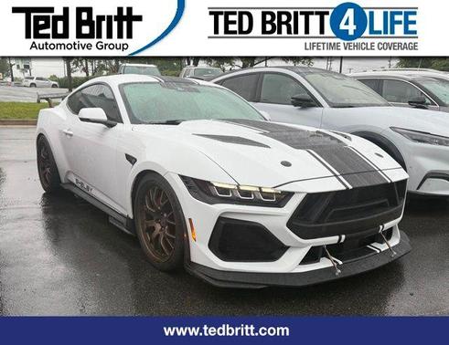 Oxford White 2024 Ford Mustang
