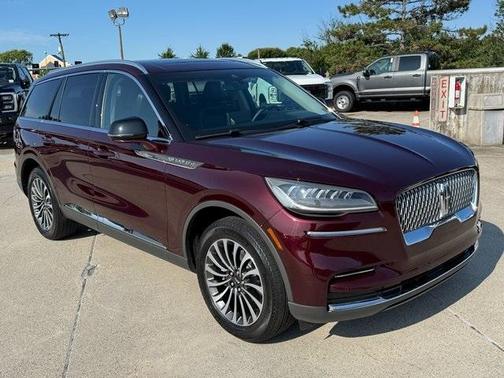 2022 Lincoln Aviator Standard AWD