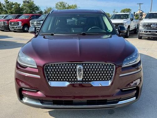2022 Lincoln Aviator Standard AWD