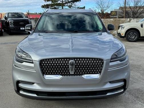 2023 Lincoln Aviator Standard AWD
