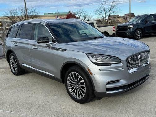 2023 Lincoln Aviator Standard AWD
