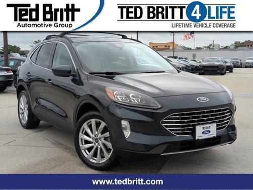 2022 Ford Escape Titanium