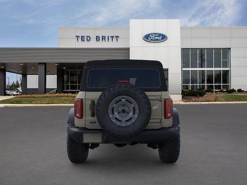 Desert Sand 2025 Ford Bronco Badlands