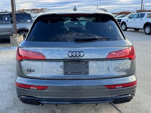 2024 Audi Q5 e 55 S line quattro Premium