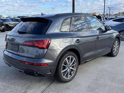 2024 Audi Q5 e 55 S line quattro Premium