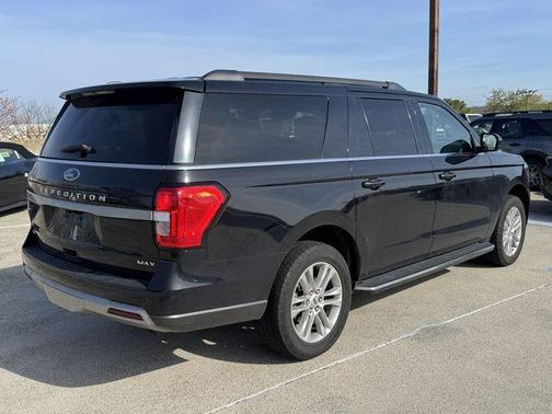 Black Metallic 2022 Ford Expedition Max XLT