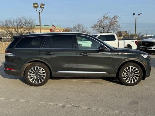 2023 Lincoln Aviator Reserve AWD