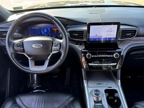 2022 Ford Explorer Platinum