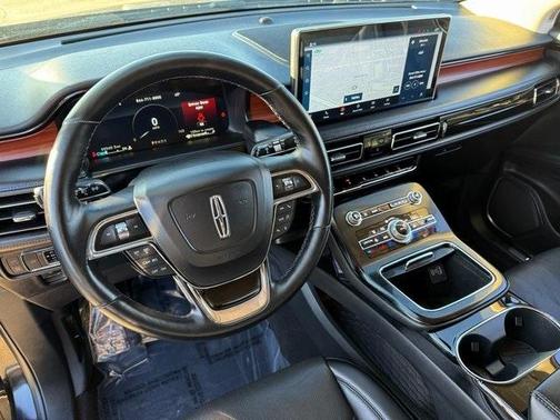 2021 Lincoln Nautilus Reserve