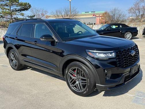Black Metallic 2025 Ford Explorer ST