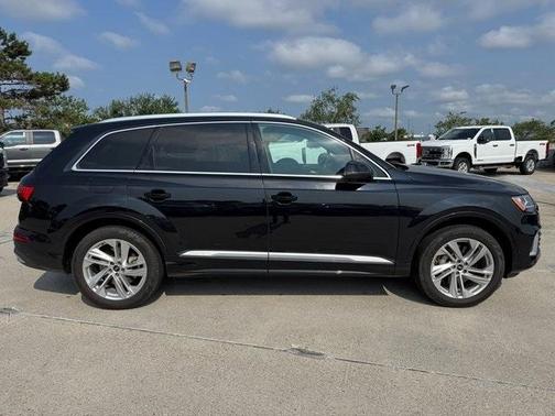 2021 Audi Q7 55 Premium