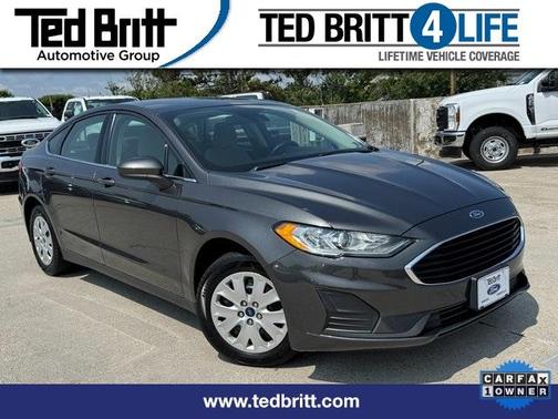 2020 Ford Fusion S