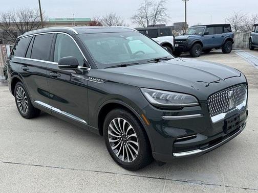 2022 Lincoln Aviator Standard AWD