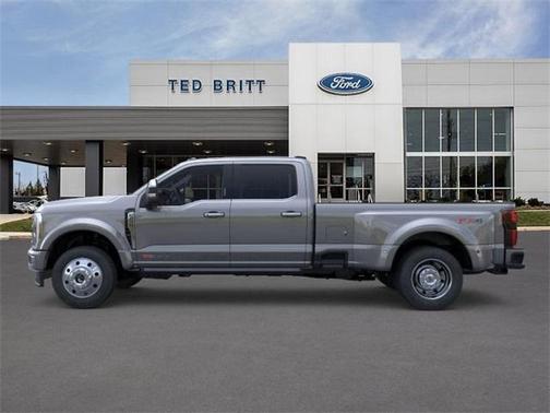 2026 Ford F-450 Platinum
