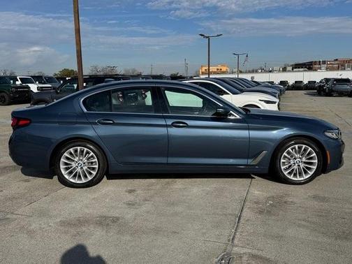 2023 BMW 530 i xDrive