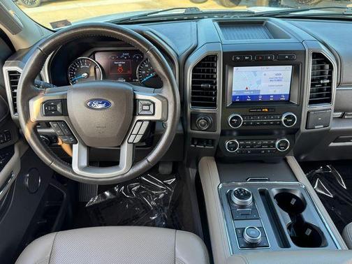 White Metallic 2021 Ford Expedition XLT