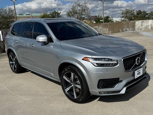 2019 Volvo XC90 T6 R-Design