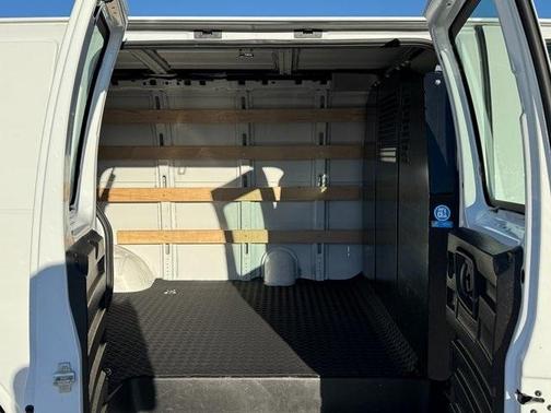 2024 Chevrolet Express 2500 Work Van