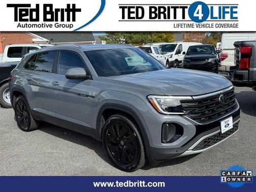 2024 Volkswagen Atlas Cross Sport 2.0T SE w/Technology