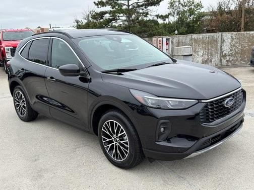 2025 Ford Escape PHEV