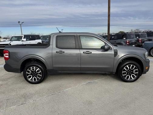 2023 Ford Maverick Lariat